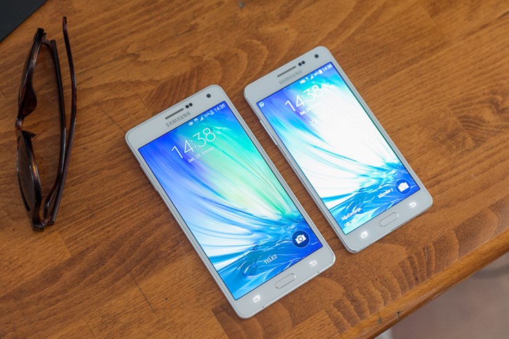 Samsung Galaxy A7 (14).jpg